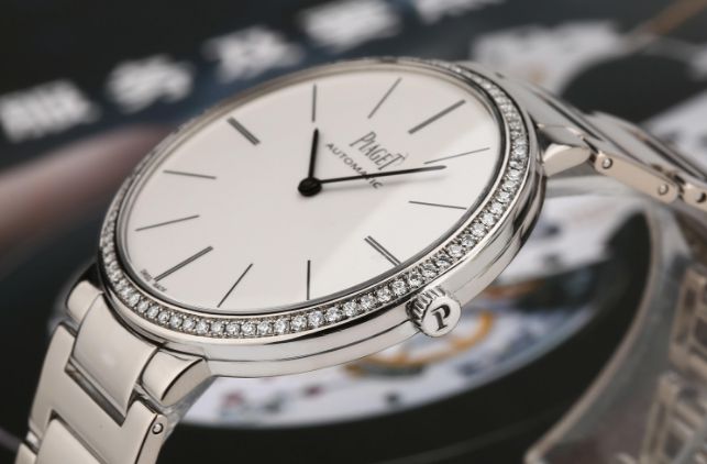 伯爵手表出現(xiàn)走時(shí)異常該怎么辦？